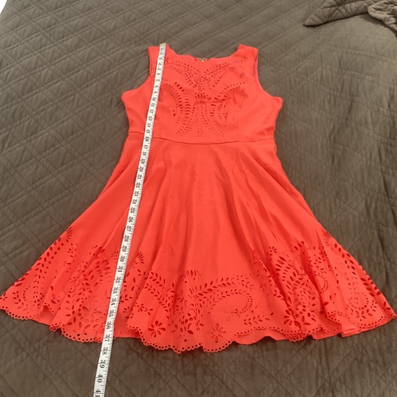 NWT Coral Perforated Design Dress size L - Picture 16 of 17